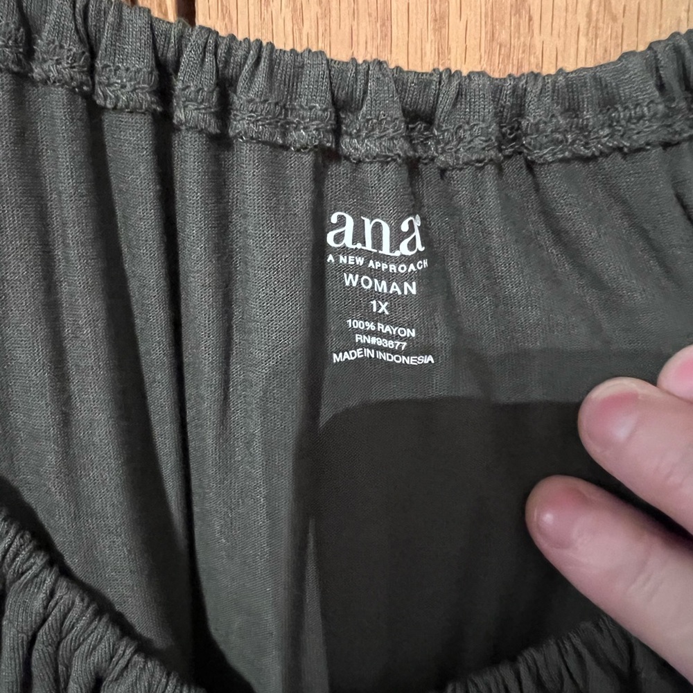 ANA SHORT SLEEVE TOP SIZE 1x